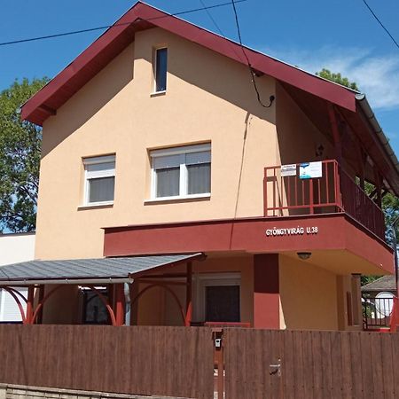 Gyoengyvirag Apartmanhaz Hajdúszoboszló Εξωτερικό φωτογραφία