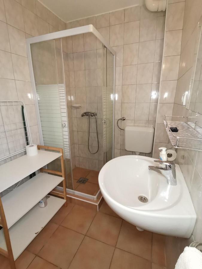 Gyoengyvirag Apartmanhaz Hajdúszoboszló Εξωτερικό φωτογραφία