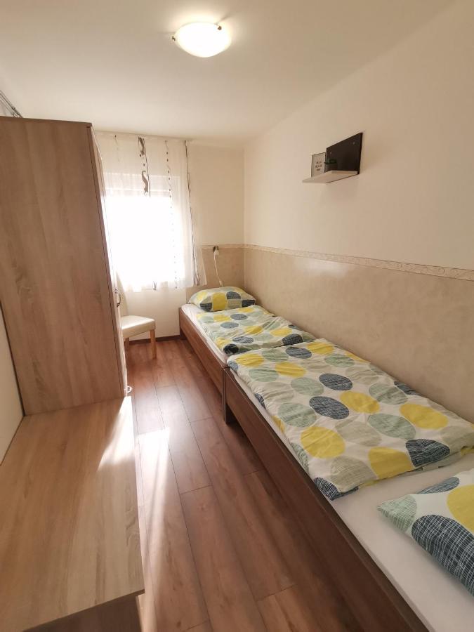 Gyoengyvirag Apartmanhaz Hajdúszoboszló Εξωτερικό φωτογραφία