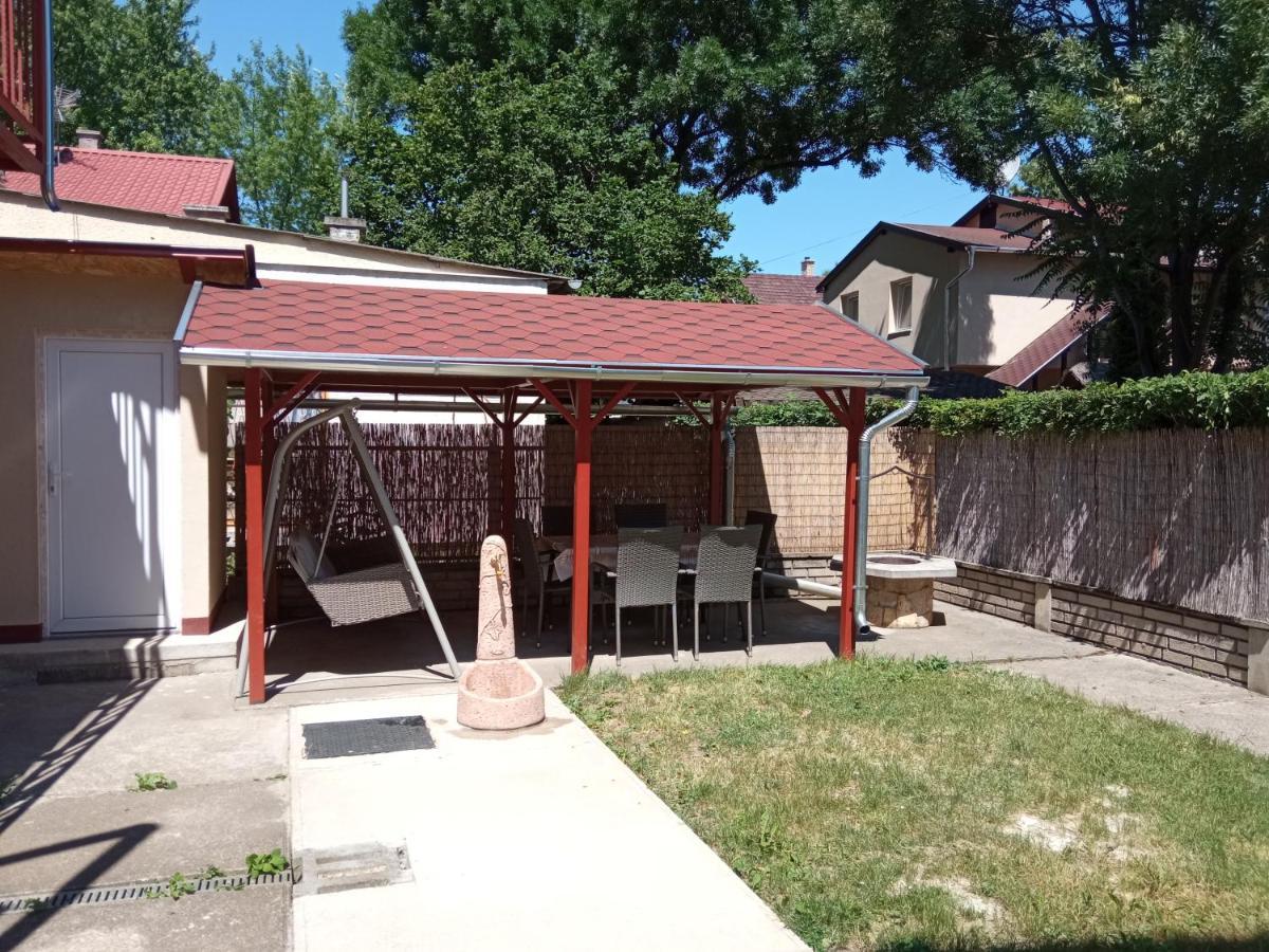 Gyoengyvirag Apartmanhaz Hajdúszoboszló Εξωτερικό φωτογραφία